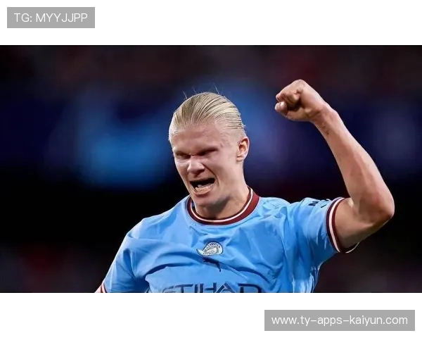 哈兰德头球攻势火力不减：空中博弈中的终极武器